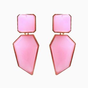 3/20 NWOT Pink Resin drop earrings.